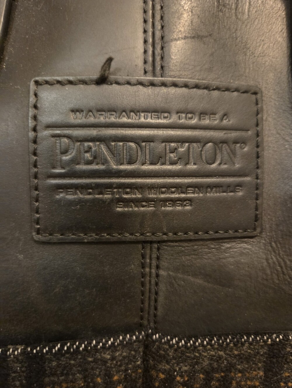 Pendleton Cross Body - Picture 3 of 7